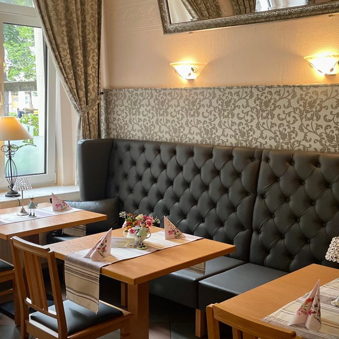 Gedeckter Tisch im Gastraum